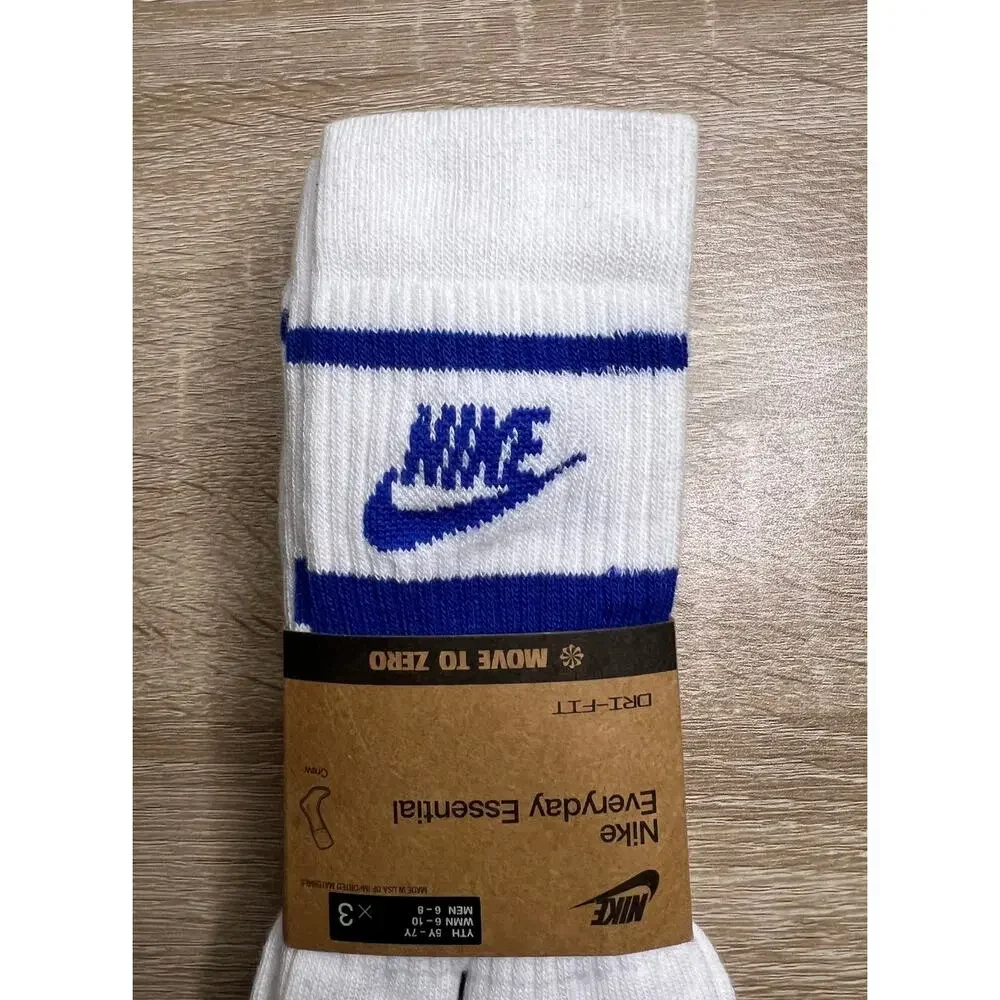 Nike Everyday Essential Blue White Size M Crew Socks 3 Pairs
